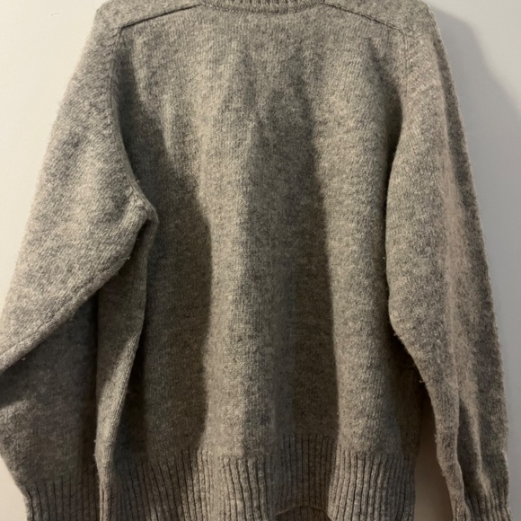 Luxury wool sweater - Picture 4 of 9